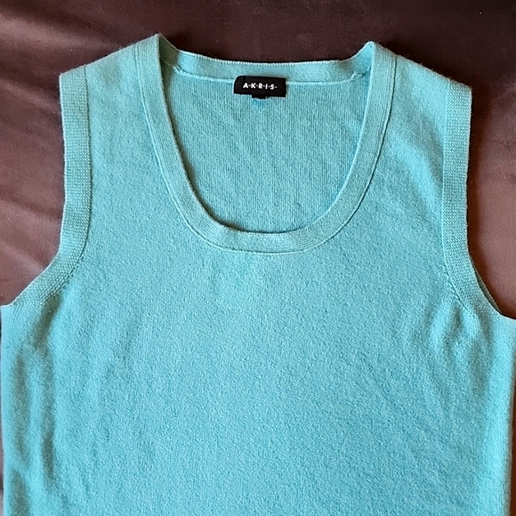 Akris cashmere vest sz US 6 - Picture 3 of 5